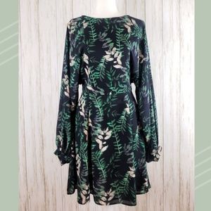 *NWT* {Carolina Cavour} Navy Dress with Leaf Print